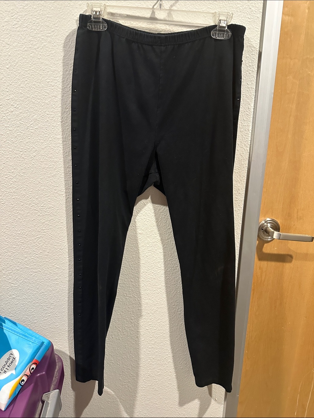 Women’s Black Snap-Trim Stretch Pants